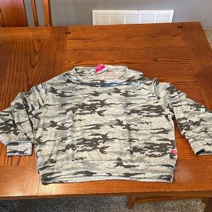 Women’s Westwind shirt size XS/S